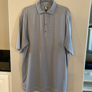 FootJoy XL short-sleeved polo.